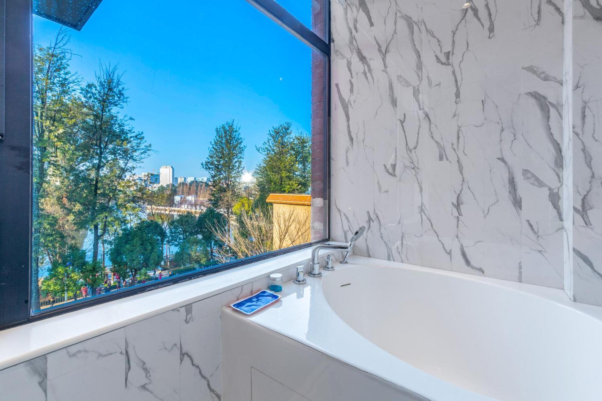 Citigo Hotel Green Lake 昆明 エクステリア 写真